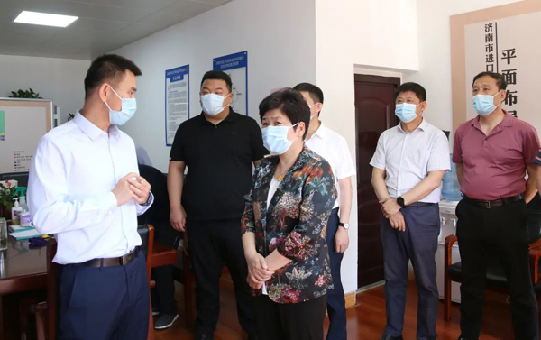 区人大常委会主任韩宏伟到集团调研工作
