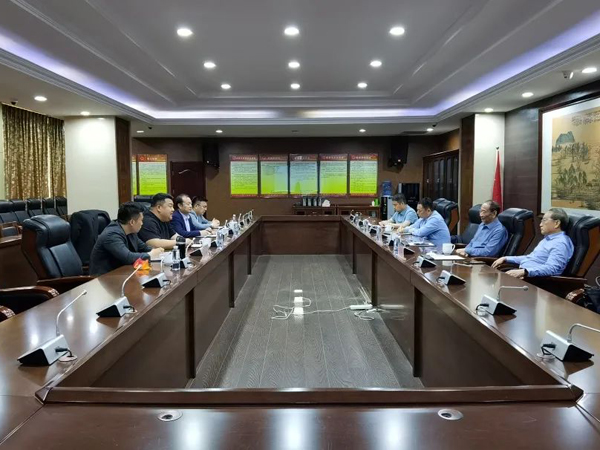 蒙古国万峰集团到集团考察交流