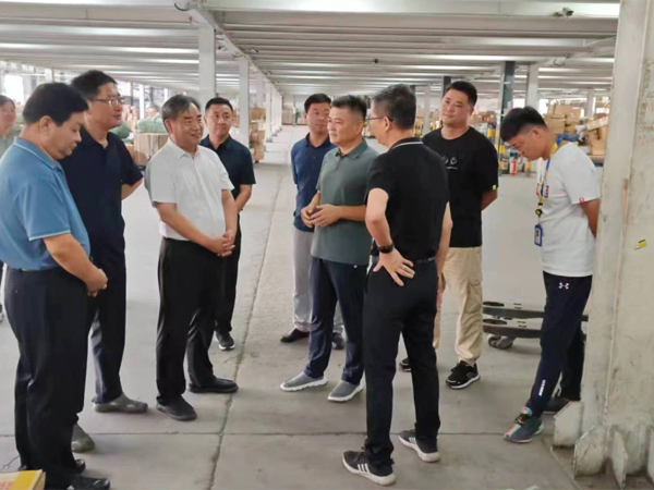 省生态环境厅及德州市环保局领导莅临冠威园区调研